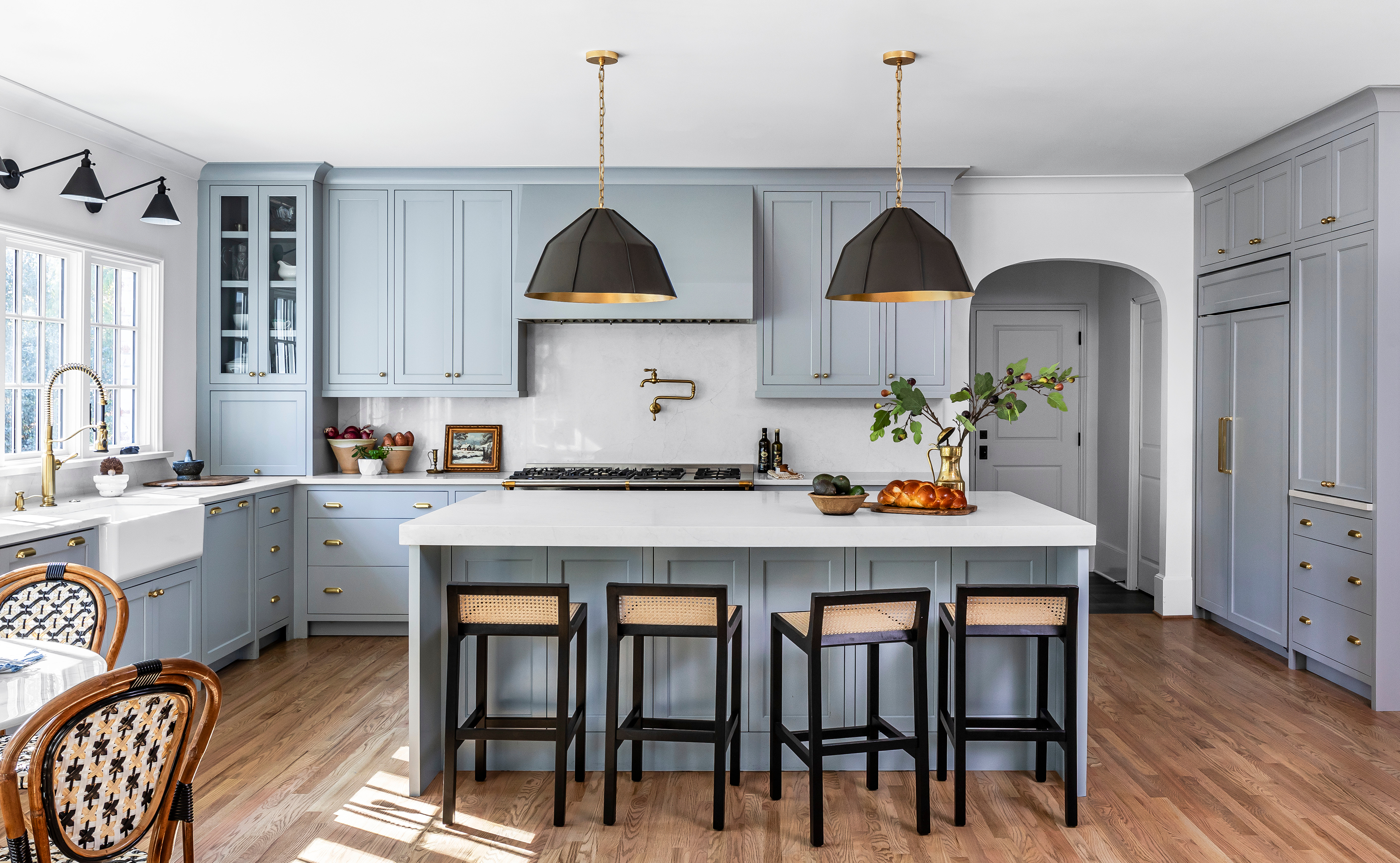 Modern Southern kitchen color palettes: greens, blues, grays & terracotta