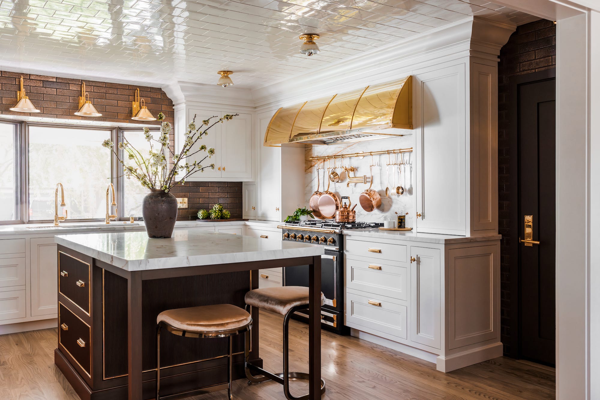 Modern Southern Kitchen Design Trends 2026: Blending Traditional Charm with Smart Home Technology