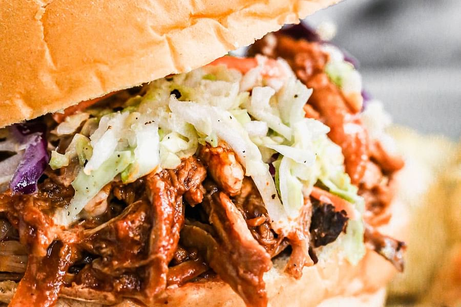 Pulled pork sandwich