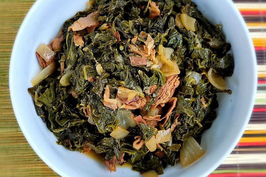 southern collard greens with bacon